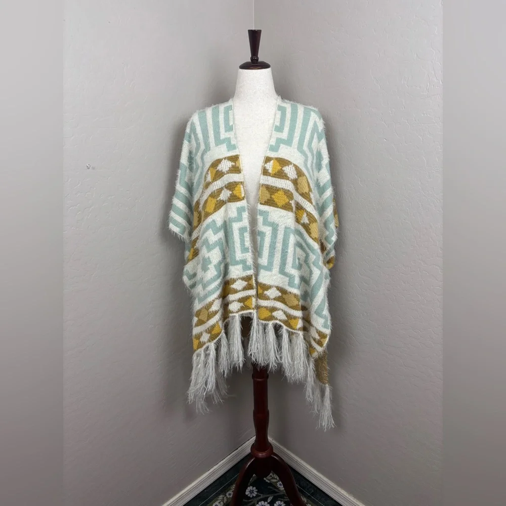 NWOT - Free People‎ - Diamondback Cozy Poncho